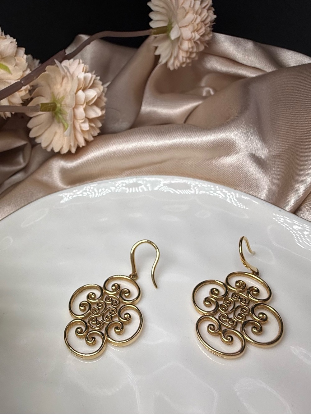 Tiffany & Co Paloma Picasso Venezia Goldoni Quadruplo 18k AU750 Drop Earrings